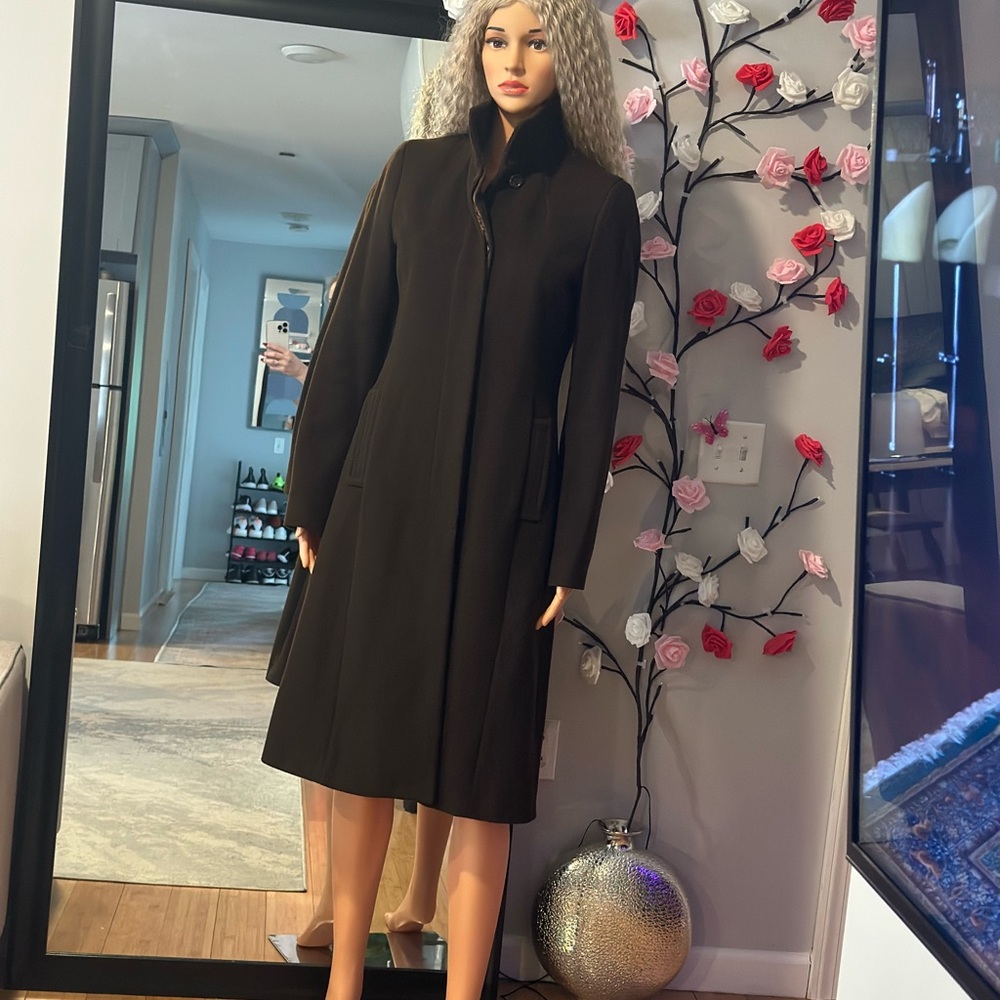 United color by Benneton Wool Coats Size 40 Perfect Condition